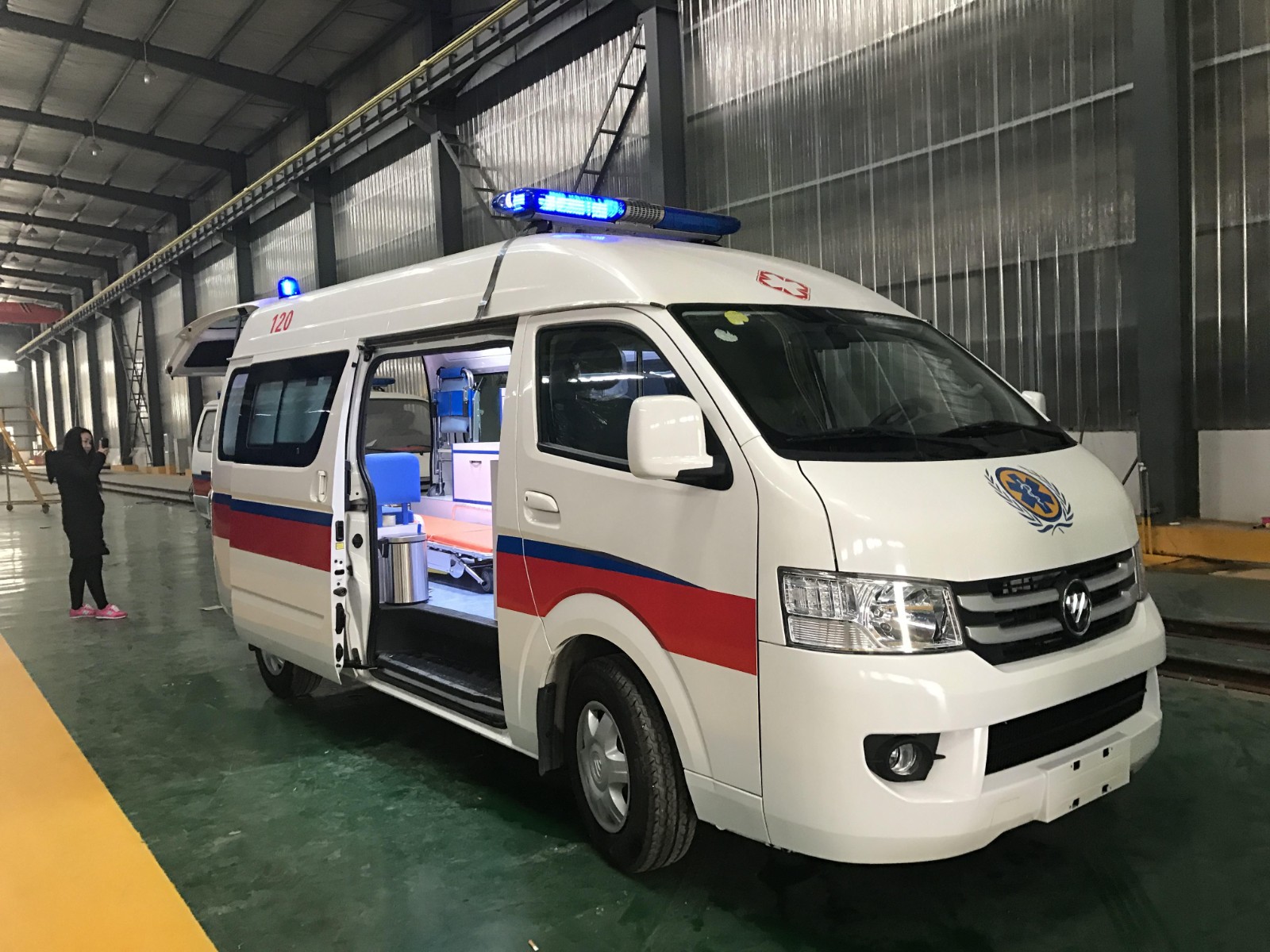 崇仁县救护车转院